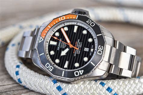 tag heuer aquaracer 1000.